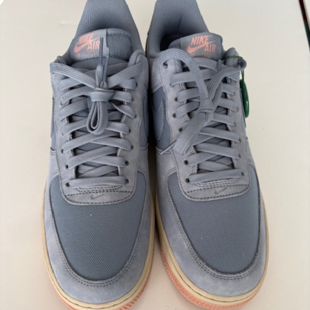 NWT Nike Air Force 1 '07 LX sneakers